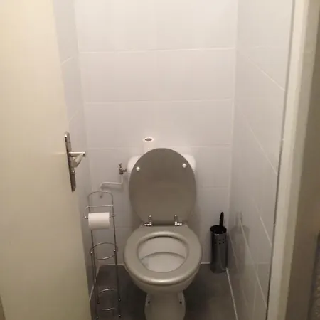 T2 PRALOUP 1600 bat Chanteclerc 6 personnes 36m2 avec chambre à part et 2 TV Appartamento *