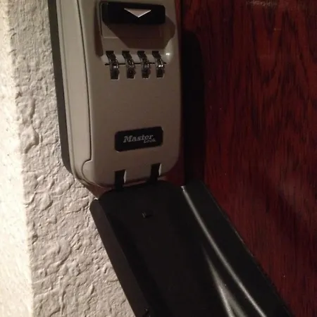 Appartamento T2 PRALOUP 1600 bat Chanteclerc 6 personnes 36m2 avec chambre à part et 2 TV