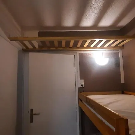 T2 PRALOUP 1600 bat Chanteclerc 6 personnes 36m2 avec chambre à part et 2 TV Uvernet-Fours