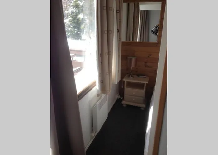 T2 Praloup 1600 Bat Chanteclerc 6 Personnes 36m2 Avec A Part Et 2 Tv